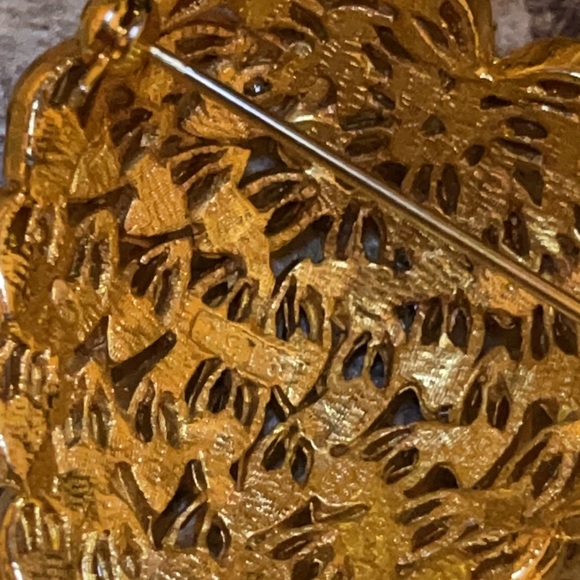 2” heart w turquoise pin or brooch vintage piece - Picture 4 of 5